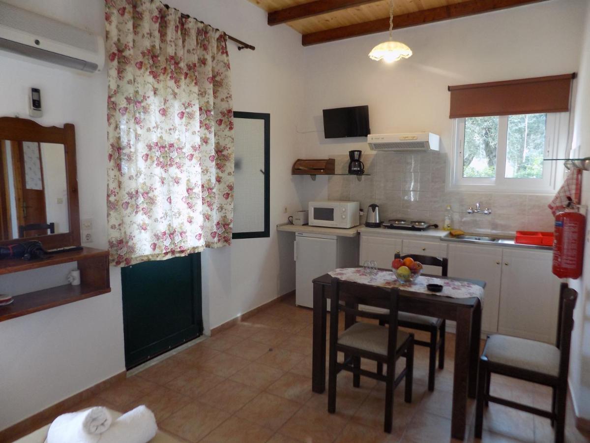 Villa Elli Panoramic View 2 Ипсос Экстерьер фото